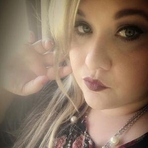 Meet your Posher, Joanna